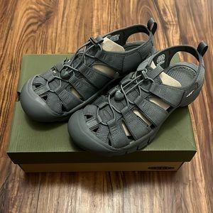 Men’s Keen Newport H2 Monochrome/Steel Grey | US 10 | NWT